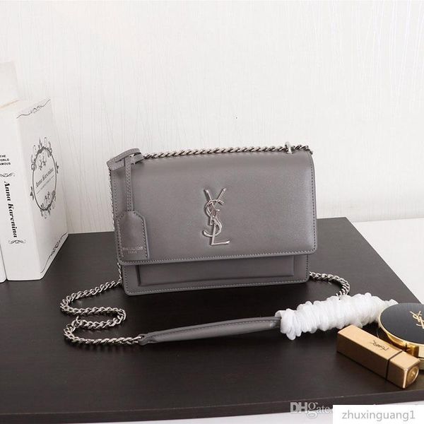 

2019 new handbags ladies shoulder bag metal chain large capacity leather production atmosphere model: 442906 a111 111 ladiesbagchainmodel:a