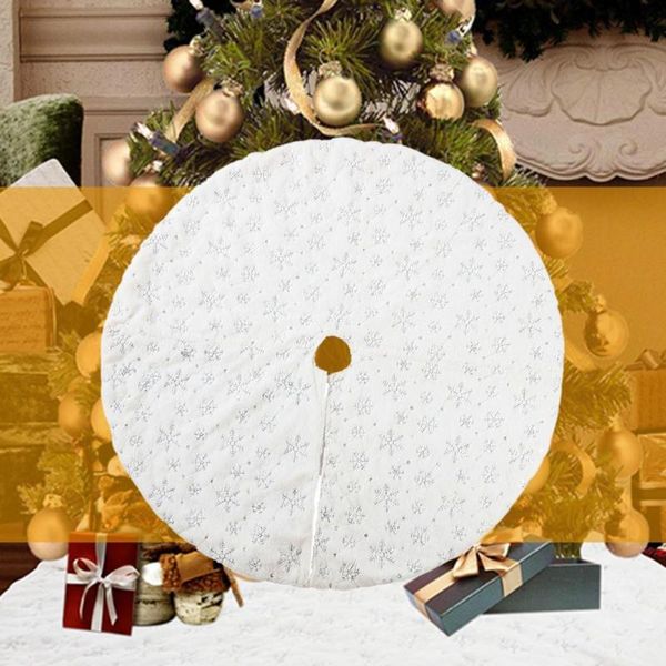 

christmas tree skirts with embroidered snowflake party new year carpet mat cover home party decorative accessories