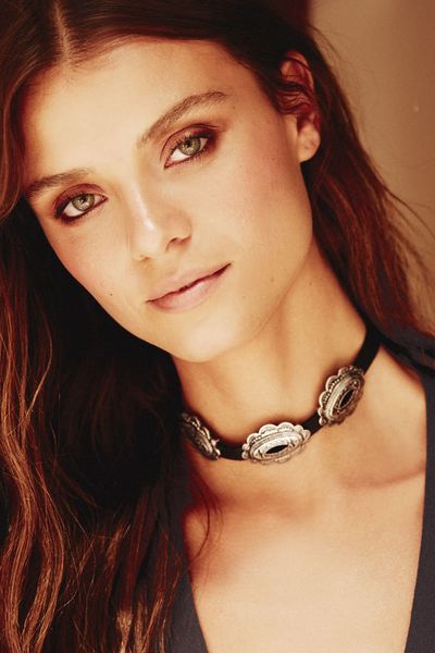 

european style personality exaggeration 2019 new necklace retro sculpture female necklace concise personality, Golden;silver