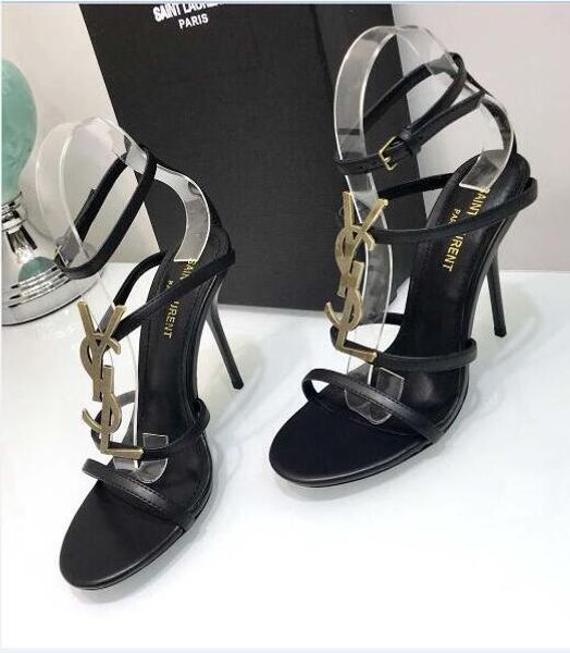 

Brand new hoe woman ummer buckle trap rivet andal high heeled hoe pointed toe fa hion fa hion ingle high heel10 5cm