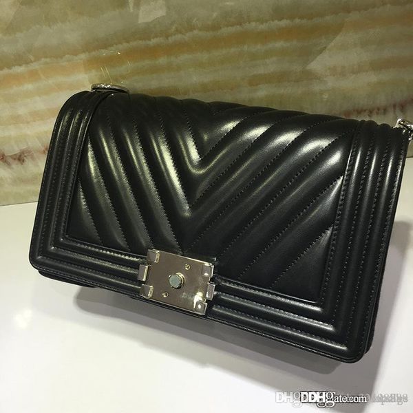 

new 2020 arrival v 25cm handbag outer lock women's boy vintage quilted chain bag lambskin smooth chevron black leboy women