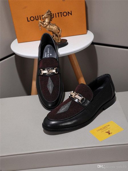 

19ss designers luxury brands oxfords shoe for men dress shoes leather office dress shoes zapatos hombre black white man wedding shoes yecq1
