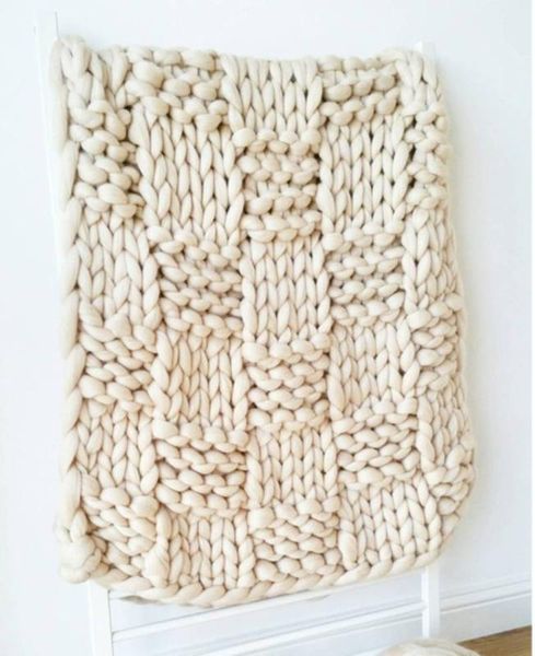 

beyond cloud new fashion design hand chunky wool knitted blanket thick yarn merino wool bulky knitting polyester throw blanket