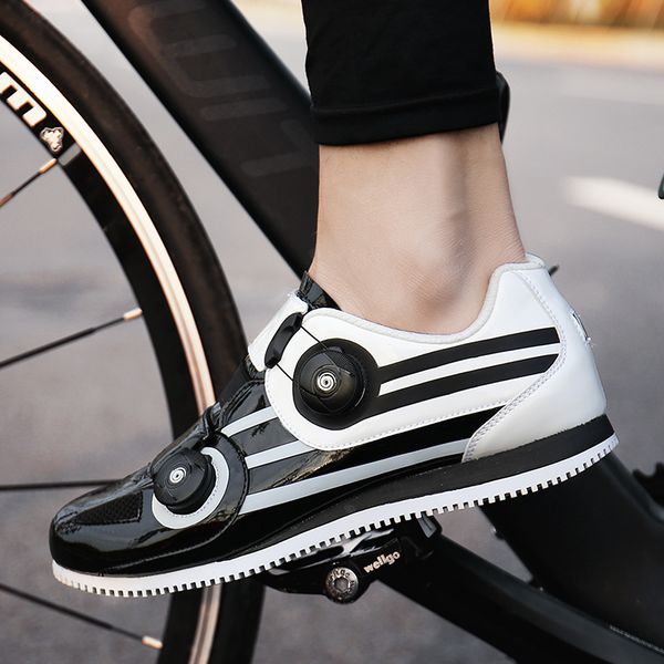 

summer men pro cycling shoes unlocked mountain bike shoes with double knobs reflective breathable light racing road bicycle shoe, Black