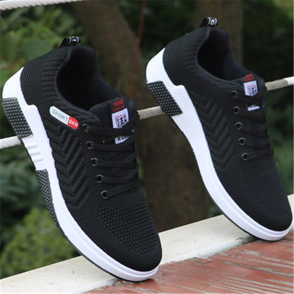 

2019 spring and autumn new men's black soft bottom casual mesh net shoes breathable deodorant casual shoes