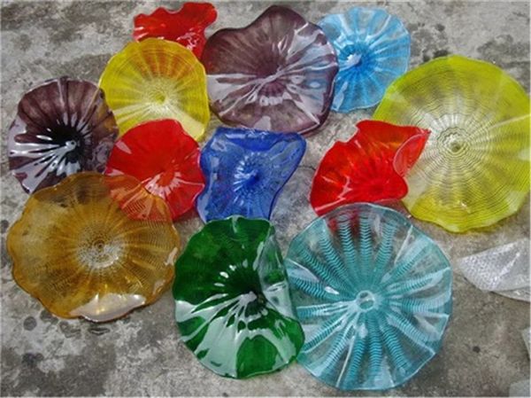 

contemporary multi color flower decorated wall art with sprial patterns hand glassblowing murano glass wall plate