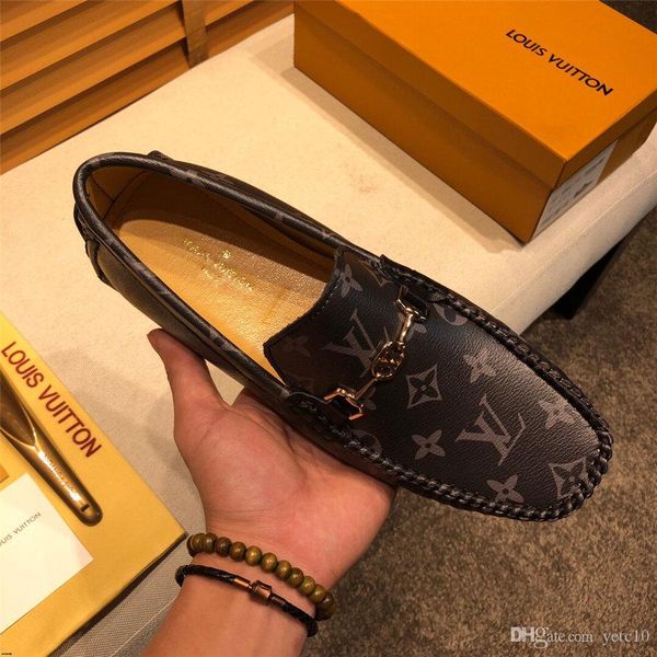 

20mm winter warm mans loafers genuine leather driving shoes casual italian brand designers fur loafers shoes man madaoi, Black