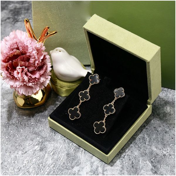 

Agood Fashion Earrings for Women Black Clover Earing Stud 925 Sterling Silver Pin High Quality Luxury Designer Jewelry Women Earrings, White