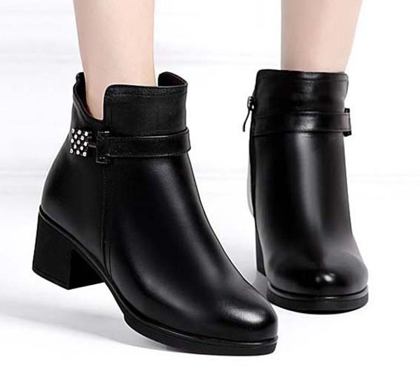 

2019 latest women leather flat boots, classic jumble ankle boot lady casual shoes in clafskin high heel pumps with box size 35-41 bm30, Black