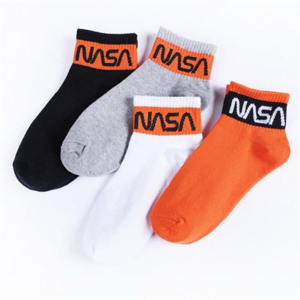 

summer sports letters print mens chaussettes fashion skateboard relaxed mens socks brand athletic nasa mens designer sock, Black