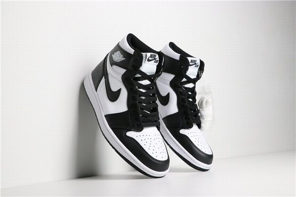 

trend air retro jordan 1 aj1 men high basketball shoes 3 chameleon 1s black toe banned berd outdoor mens sports sneakers tra