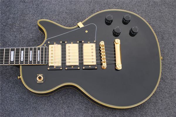 

custom shop 3 pickups electric guitar black guitar yellow binding ing