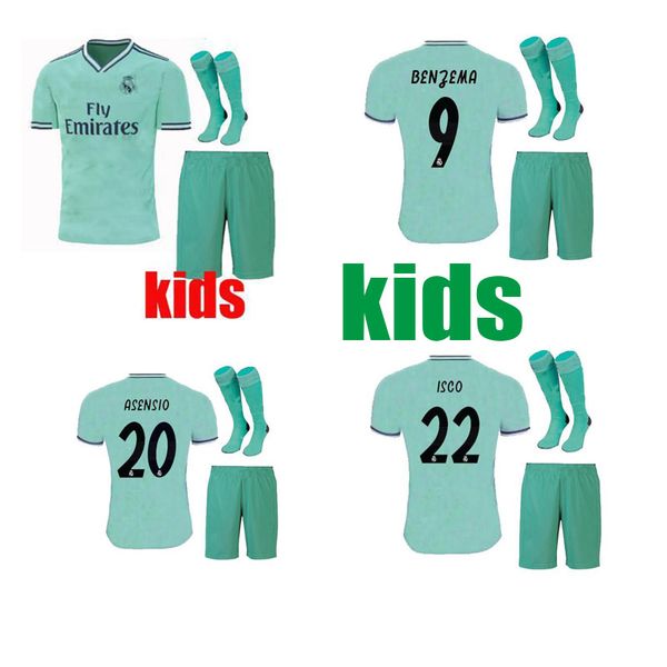 

Kid kit 19 20 real madrid occer jer ey third green 2019 2020 benzema modric i co marcelo bale a en io cami eta de futbol football hirt
