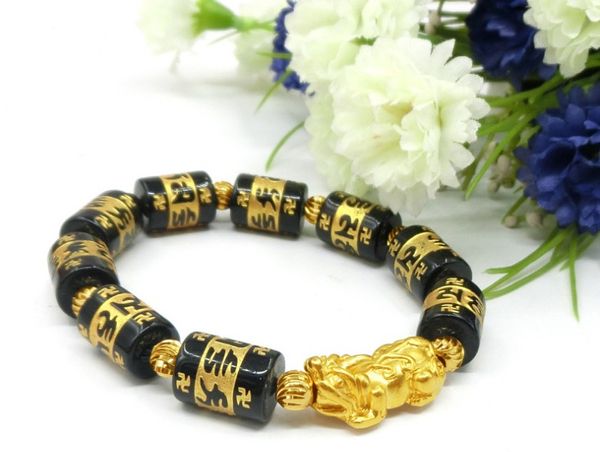 Neues vergoldetes 3D-Reichtum-Pixiu-Charm-Sechs-Wort-Mantra-Perlen-Armband Feng Shui Herrenschmuck