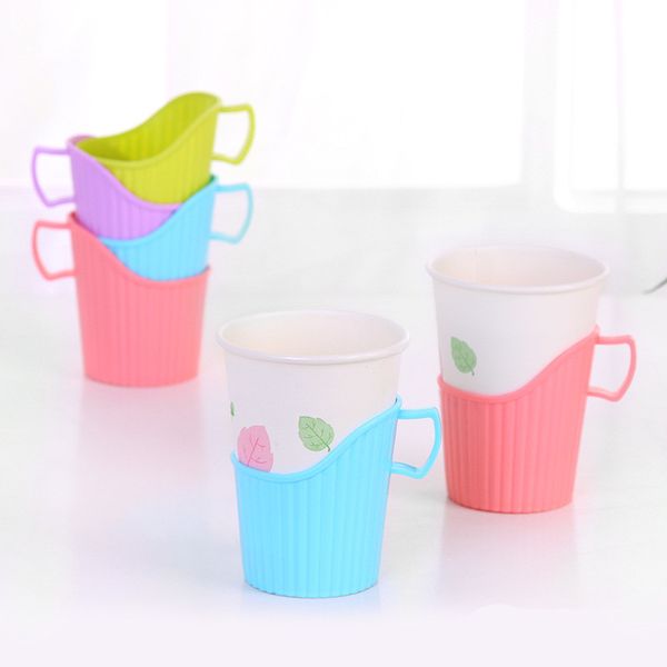 Disposable Paper Cup Holder Plastic Beber Plástico copo de papel Levante térmica Titular Caneca isolamento de papel cor aleatória Enviar