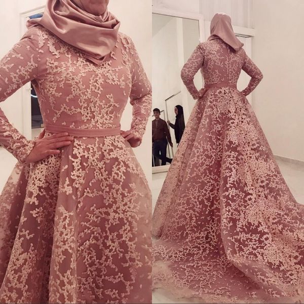 

arabic a-line formal evening gowns prom dresses 2019 long sleeve zipper back sweep train lace illusion bodice, Black;red
