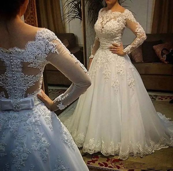 

2020 Newest Elegant Long Sleeve Scoop Wedding Dresses Sheer Tulle Button Back Bride Dresses Lace Beach Wedding Gowns Vestido de Noiva Cheap