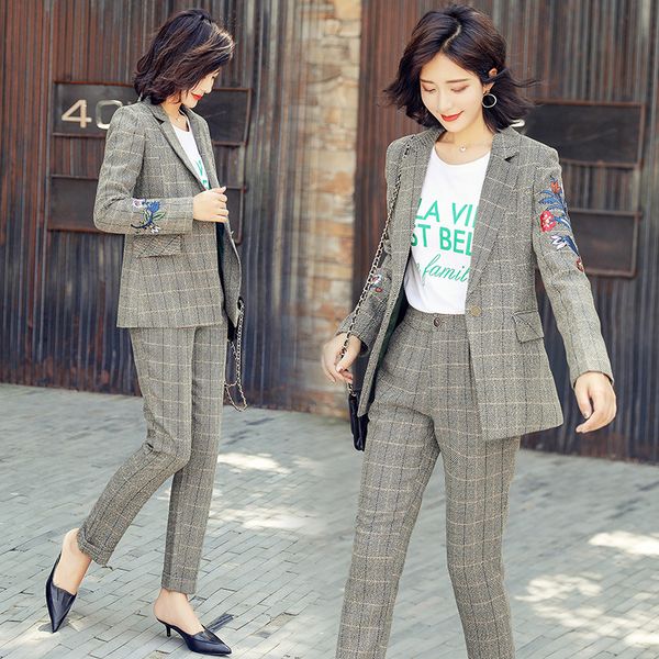 

new 2019 womens two piece sets tweed two piece set embroidery outfit plus size korean version of temperament slim thin suit, White