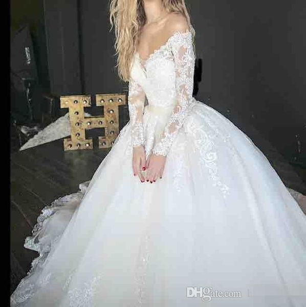 

2019 chic long sleeves ball gown wedding dresses lace applique off the shoulder custom cathedral train wedding dress vestidos de novia, White