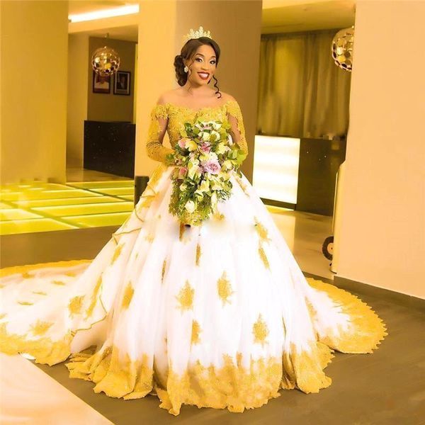 

2019 african heer me h lace a line wedding dre e long leeve tulle lace applique weep train bridal gown robe de mariée bc1136