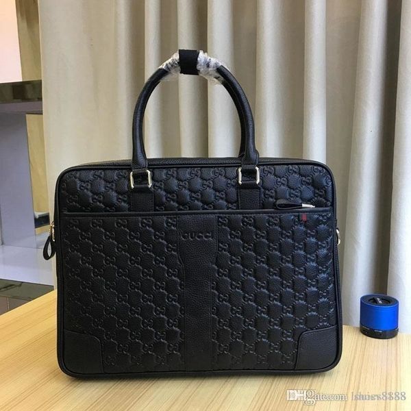 

classic fashion design bags are compact, easy to carry, hand bags with good leather quality number: 26 8079-1