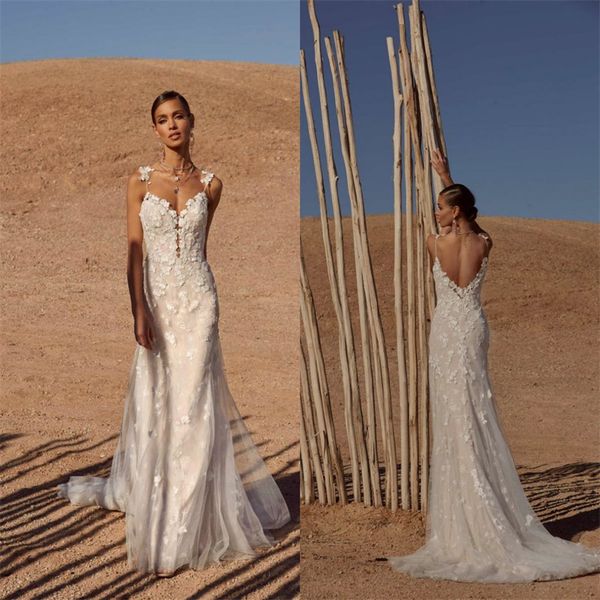 

boho a line wedding dresses spaghetti strap sleeveless appliqued lace wedding gown backless beach custom made vestidos de novia, White