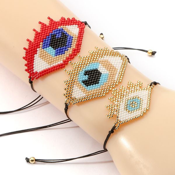 

hand-woven bead eye bracelet, Black