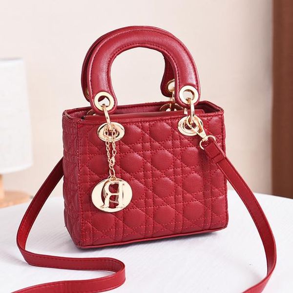 

The hotte t brand ladie fa hion chai e handbag plaid olid color imple houlder bag bu ine briefca e travel houlder bag hipping