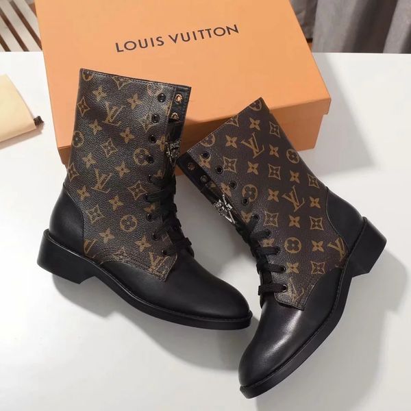 

2019 woman brand ankle boots shoes lace up ribbon belt buckle real leather fashion boots flat boots shoes us:5-10 with box dhl 03, Black;grey
