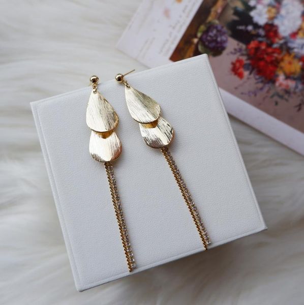 

other exaggerate fashion temperament mix and match long tassel girl personality style earrings advanced jewelry, Golden;white