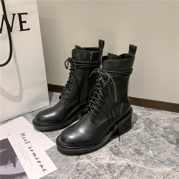 

new autumn and winter women's boots with patent leather fashion wild casual martin boots factory direct original packaging size 35-40