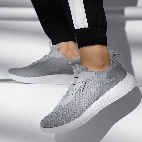 

mesh run shoes women men running shoes black white grey light weight runners sports shoes trainers sneakers homemade brand made in china, White;red