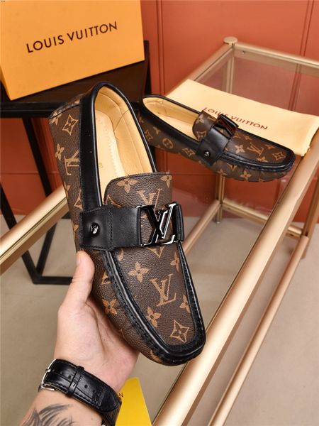 

20ss мужчины роскошные бренды волчья голова вышивка черная кожа мокасины квартиры 2019 новый модный мужской высокое качество повседневная об, Black