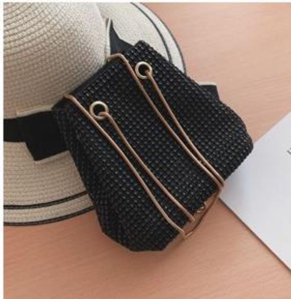 

bucket bag female messenger small bag 2020 new fashion wild atmosphere tide korean version of the bright diamond chain bag