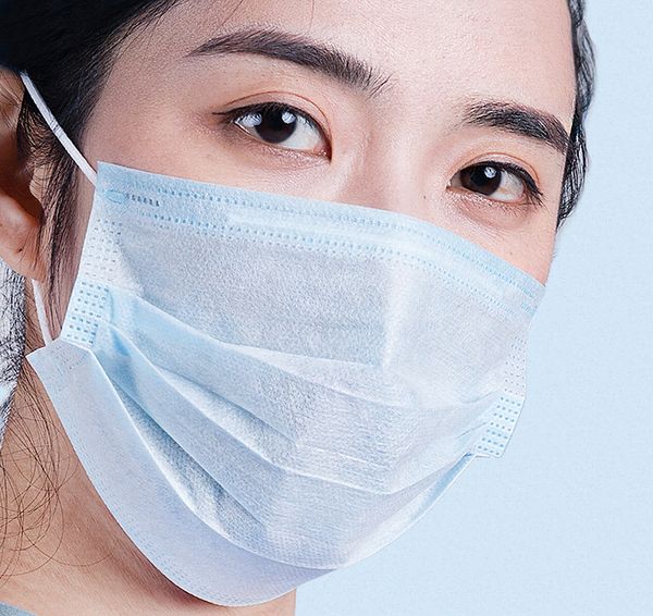 

one time protective mask with three layers of antifoam melting spray cloth