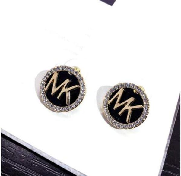 

fashion designer earrings gold plated luxury ear studs v stamp stainless steel earrings for women wholesale1314, White