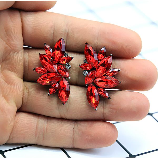 

new women's fashion crystal earrings rhinestone red / pink glass black resin sweet metal leaf ear earrings for girl a30, Silver