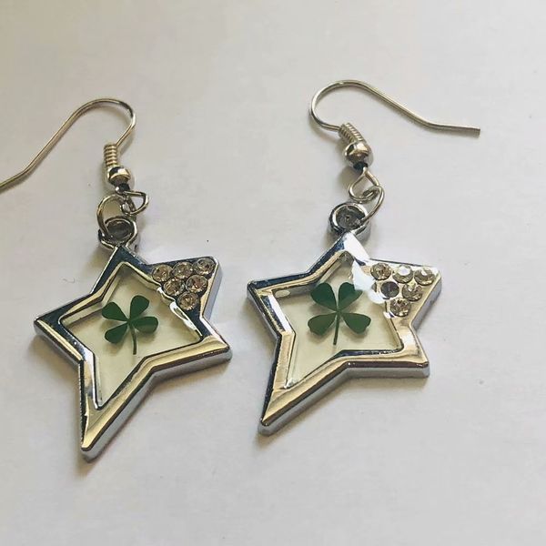 

yqtdmy vogue brand four leaf clover charming star style design earring, Silver