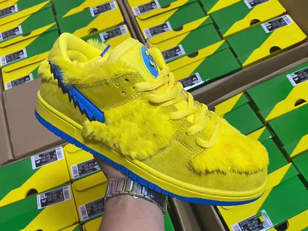 

2020 release authentic grateful dead x sb dunk low yellow bear orange green outdoor men women skateboard shoes sports sneakers with box