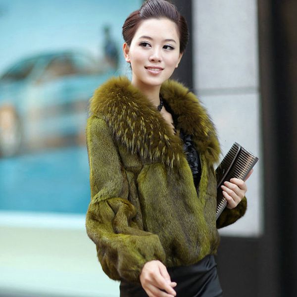

elegant thick natural fur short coat for women slim autumn winter raccoon dog fur collar real coats female jeacket, Black