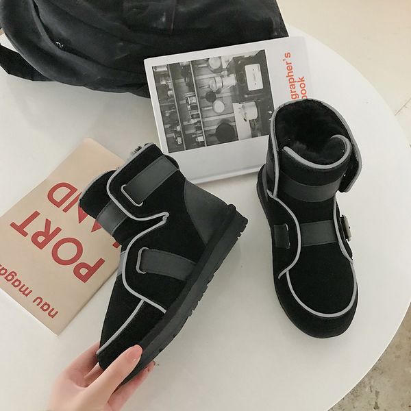 

2019 winter korean wild snow boots women belt buckle short boots reflective plus velvet short botas mujer invierno winter, Black