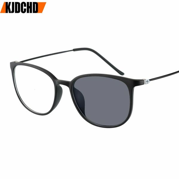 

2020 transition sun pchromic reading glasses women ultra light tr90 frame presbyopia eyewear for men anti-uv-reflective, White;black