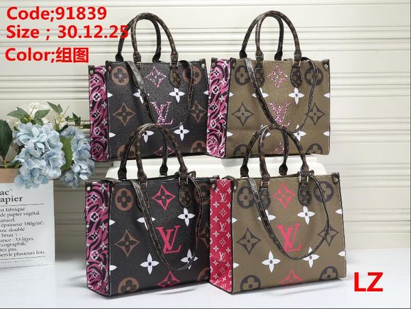 

2018 new leather coin wallet with men's and women's accessories chain