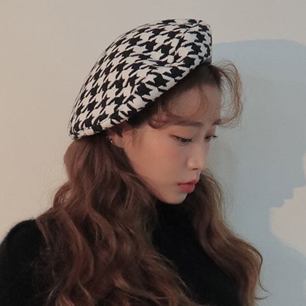 

south korea 2019 new black and white houndstoe beret female autumn and winter retro literary wild painter hat, Blue;gray