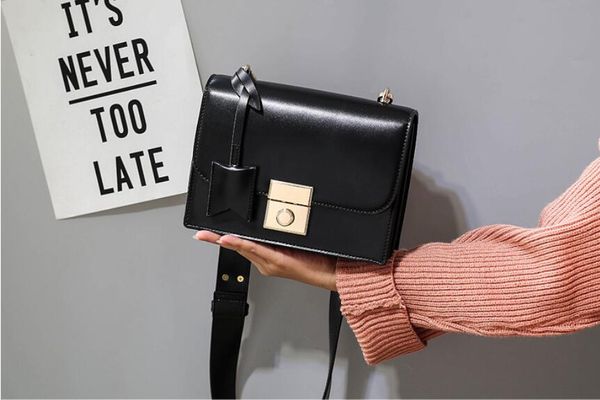 

new 2019 bags women's fashion trend women's foreign trade small square bag organ women's single-shoulder cross body bag