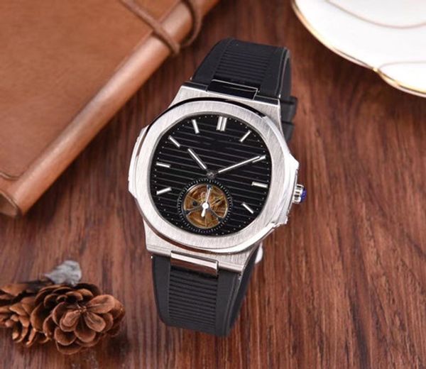 

wholesale luxury men's casual watches, surface diameter 40mm, delicate appearance looks upscale, 316 fine steel, mechanical spo, Slivery;brown