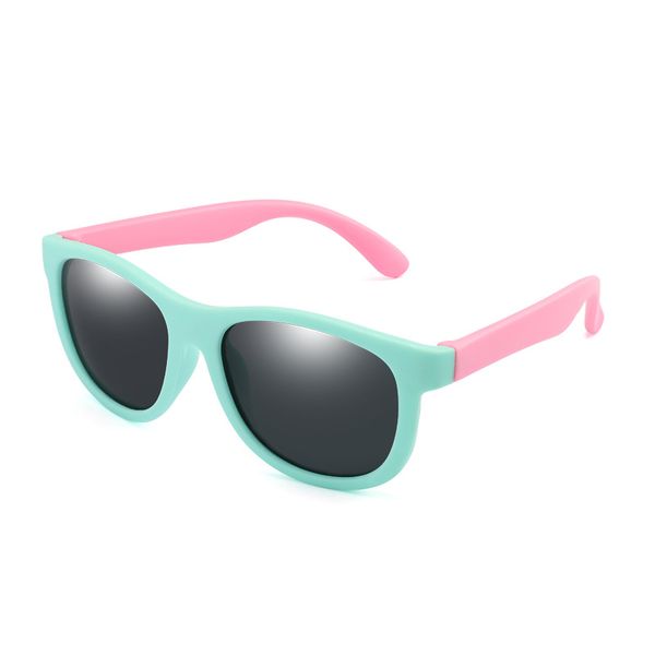 

к 2020 году новые детские силиконовые мягкий поляризованный sunglasse м с удобной цветной фильм классический квадратный дикие дети очки, White;black