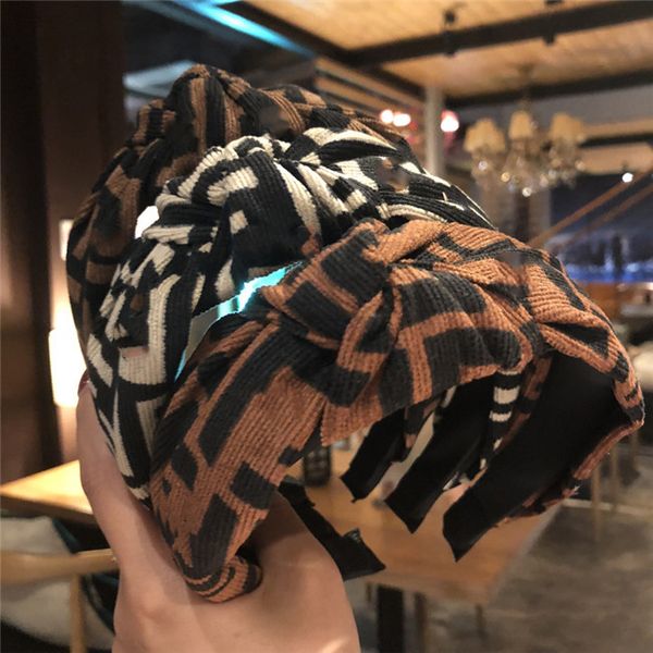 

2020 fashion headband girls vintage knitting twisted knotted letter headband wide hair bands head wear accessories