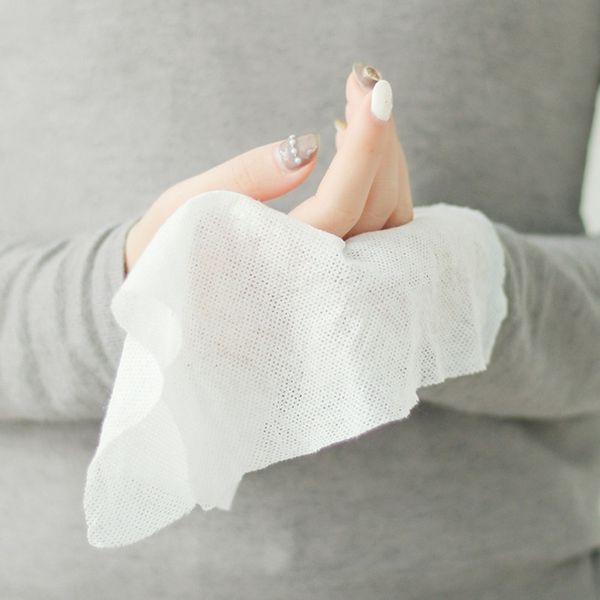 

100 pieces travel disposable candy compressed towel bag