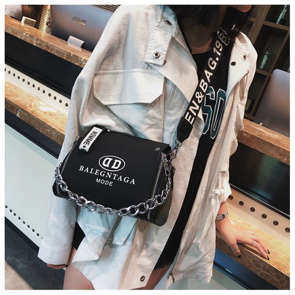 

scrub leather messenger bag 2019 new fashion women handbags letter wide strap chains design bucket shoulder bag bolsa feminina